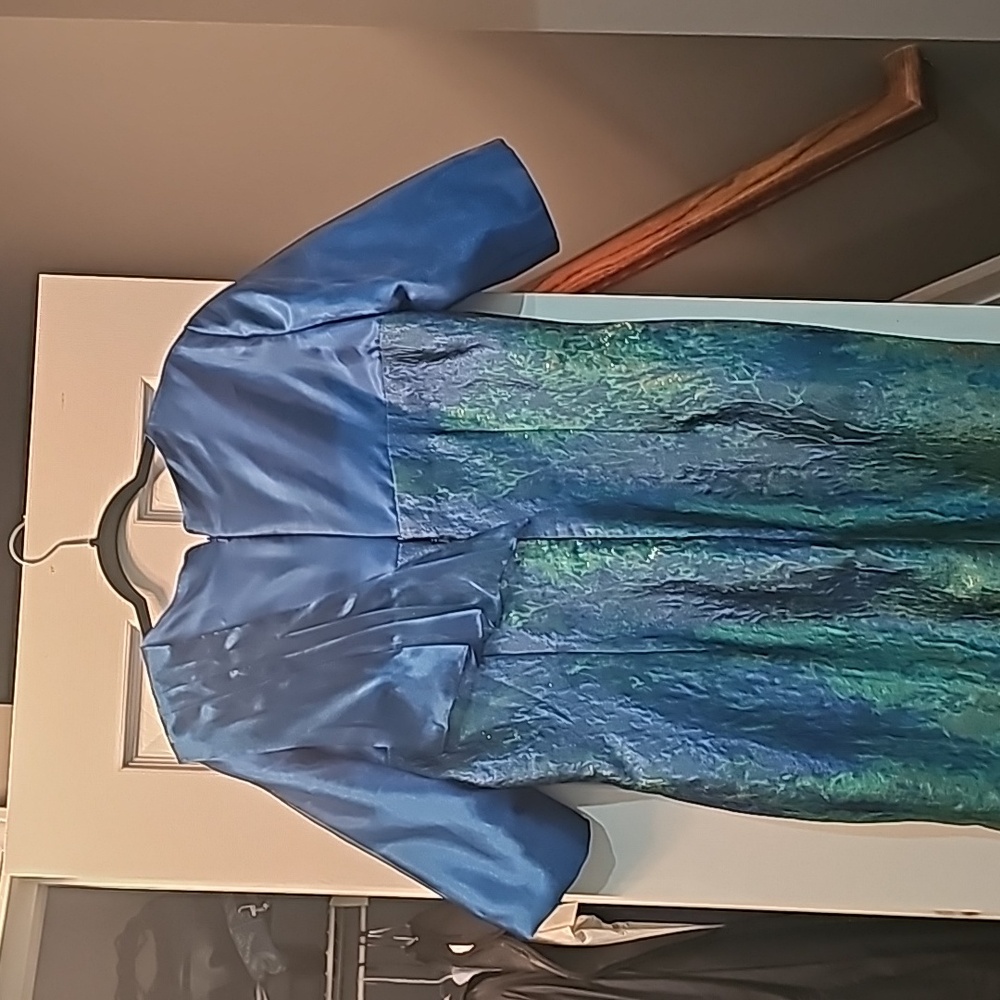 RENEE RUIZ brand new custom gown - Picture 3 of 5